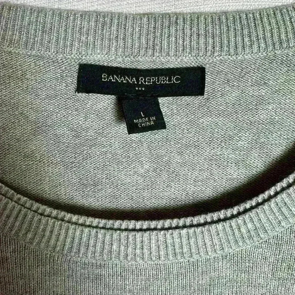 Banana Republic women’s sweater, size L - Picture 5 of 5